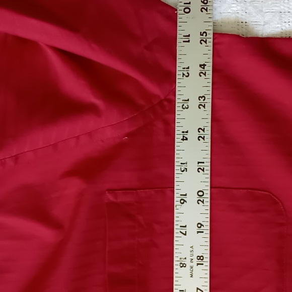 Roundtree & Yorke Men's Long Sleeve Button Down Shirt Fire Engine Red Size Large - Picture 3 of 14